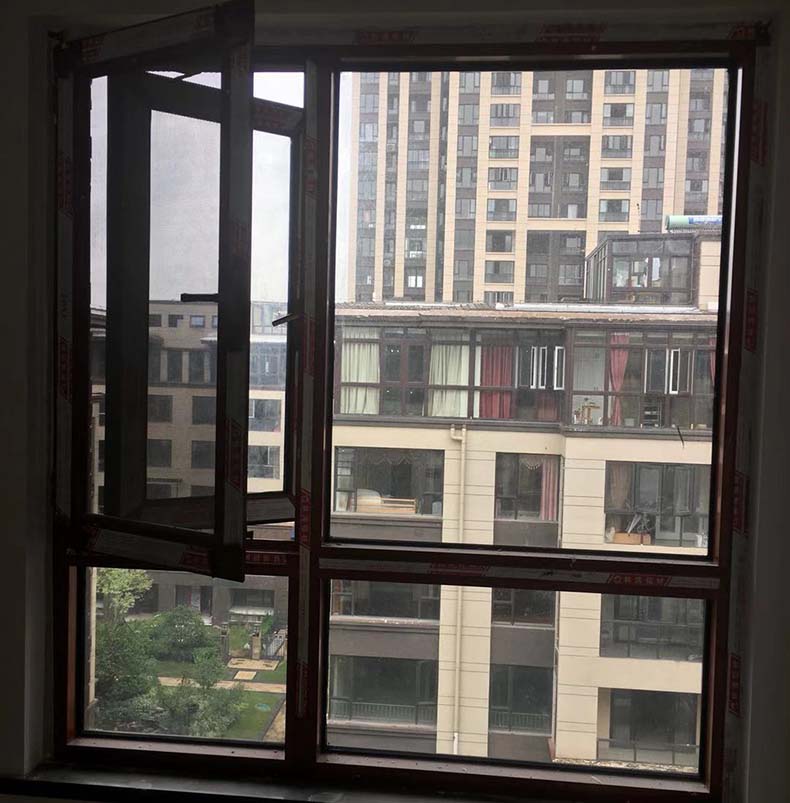 林涛门窗安装案例